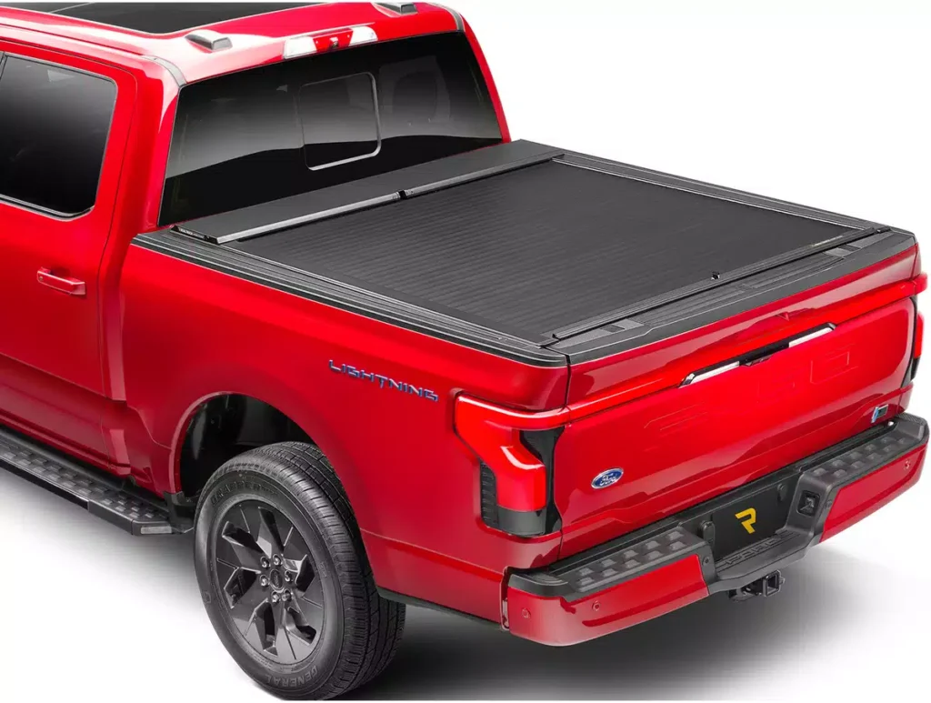 RealTruck Roll-N-Lock A-Series Manual Retractable Tonneau Cover